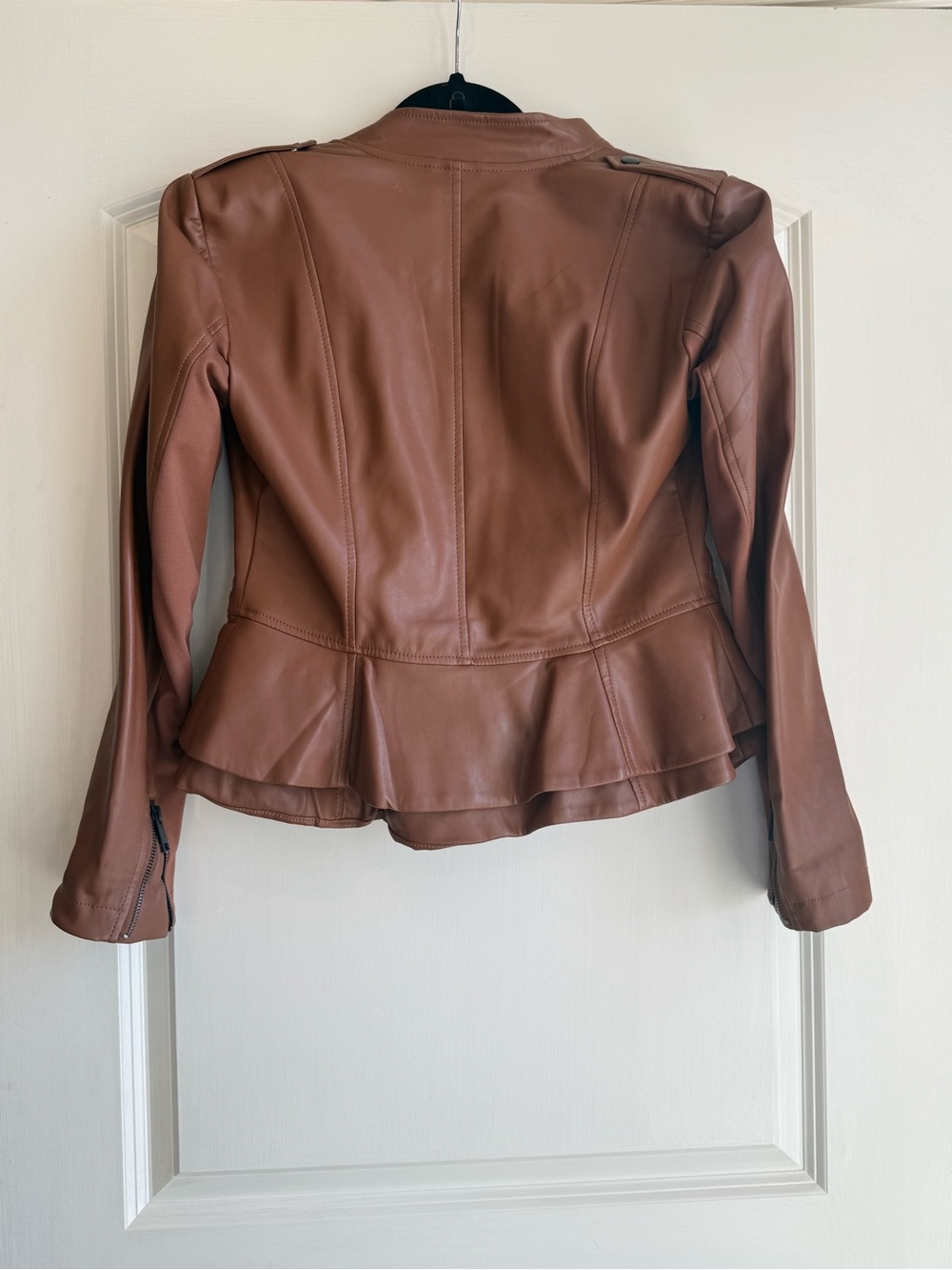 GILI Women's Brown soft faux Leather Zip-Front Jacket - Picture 4 of 5